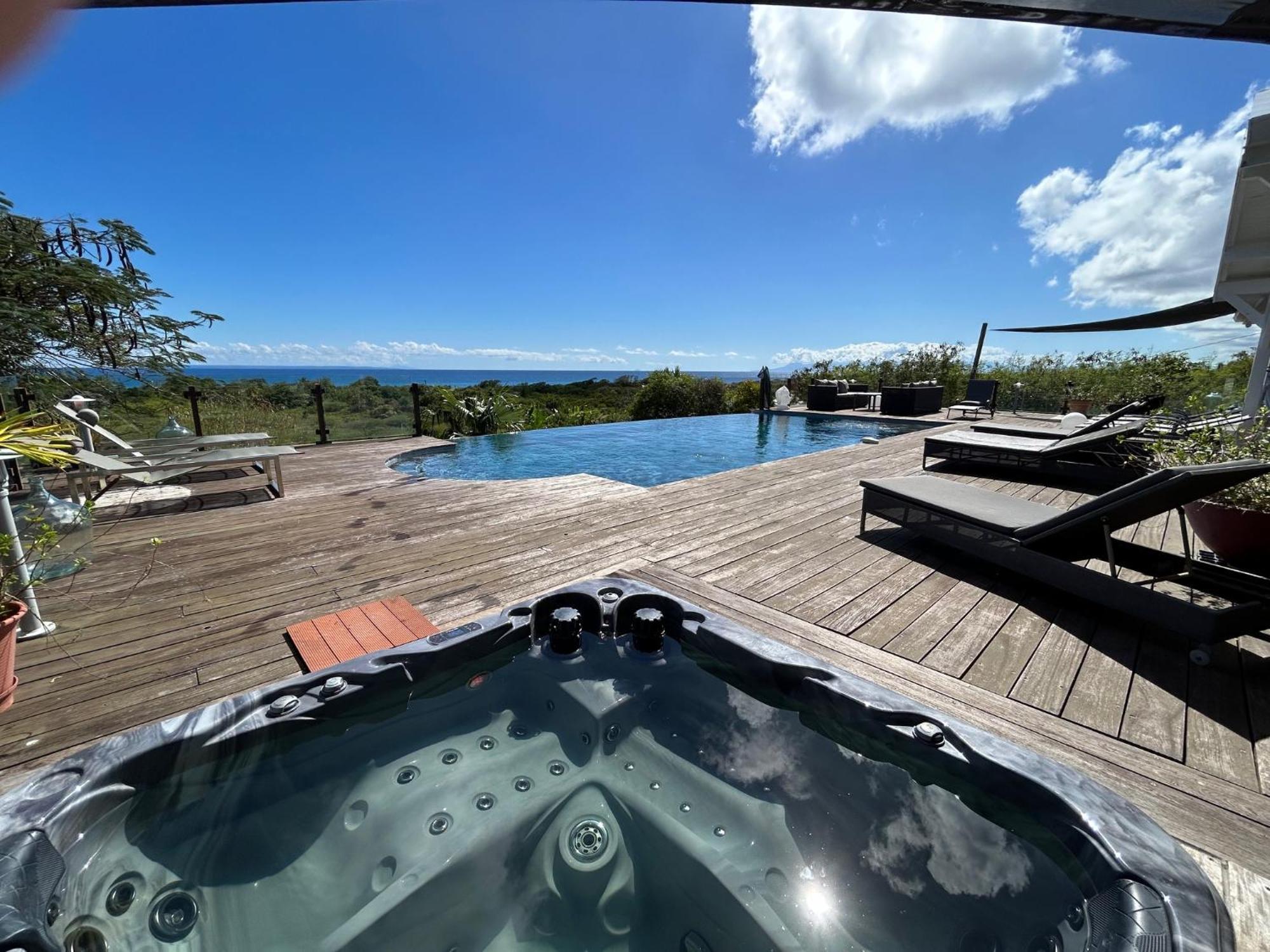 Villa Deluxe L'Hacienda Villa Vue Mer 180 Piscine Jacuzzi Proche Plage Marina Golf Pointe Des Chateaux Et Casino Jardin Clos Voyage Durable Saint-Francois  Eksteriør billede